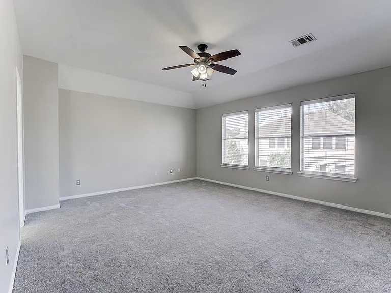 12415 Silversmine Dr — Photo 21