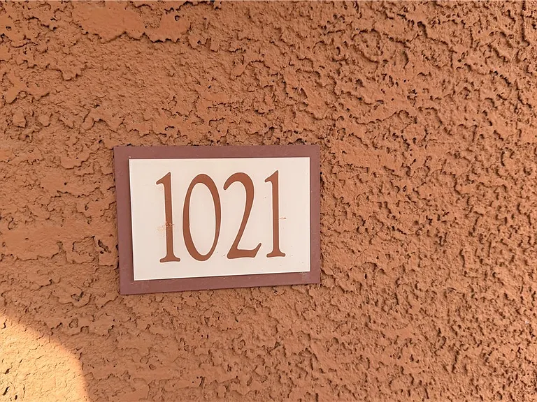 830 Carnegie St #1021 — Photo 2