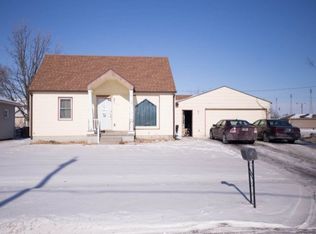 1620 E 5th St, Fremont, NE 68025
