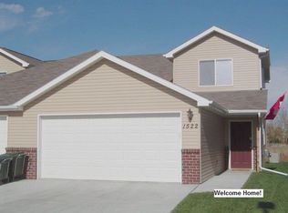 1521 W B Ct, Lincoln, NE 68522