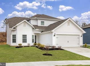 17069 Rollins Rd, Bowling Green, VA 22427