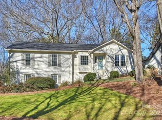 2608 Innsbrook Rd, Charlotte, NC 28226