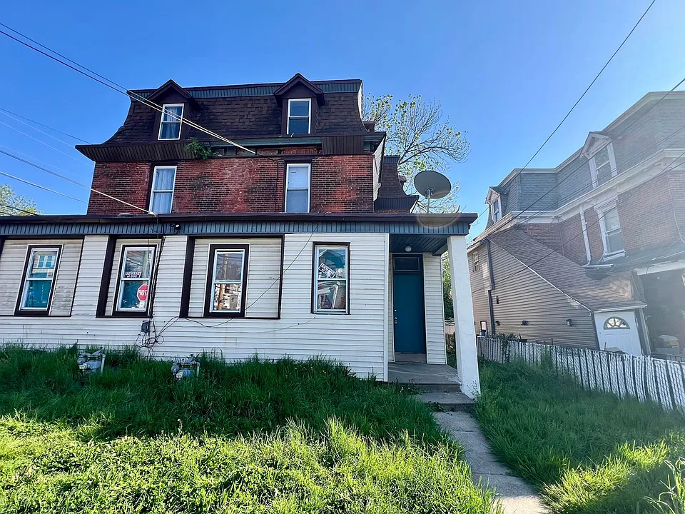 700 Pine St