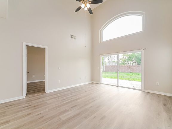 4th image of 2034 Meadow Pond Way