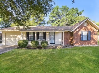 6225 Cornwall Rd, Horn Lake, MS 38637