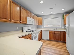 16810 Farmington Rd #72, Livonia, MI 48154