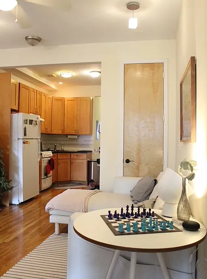 342 21st St #2-R — Photo 4
