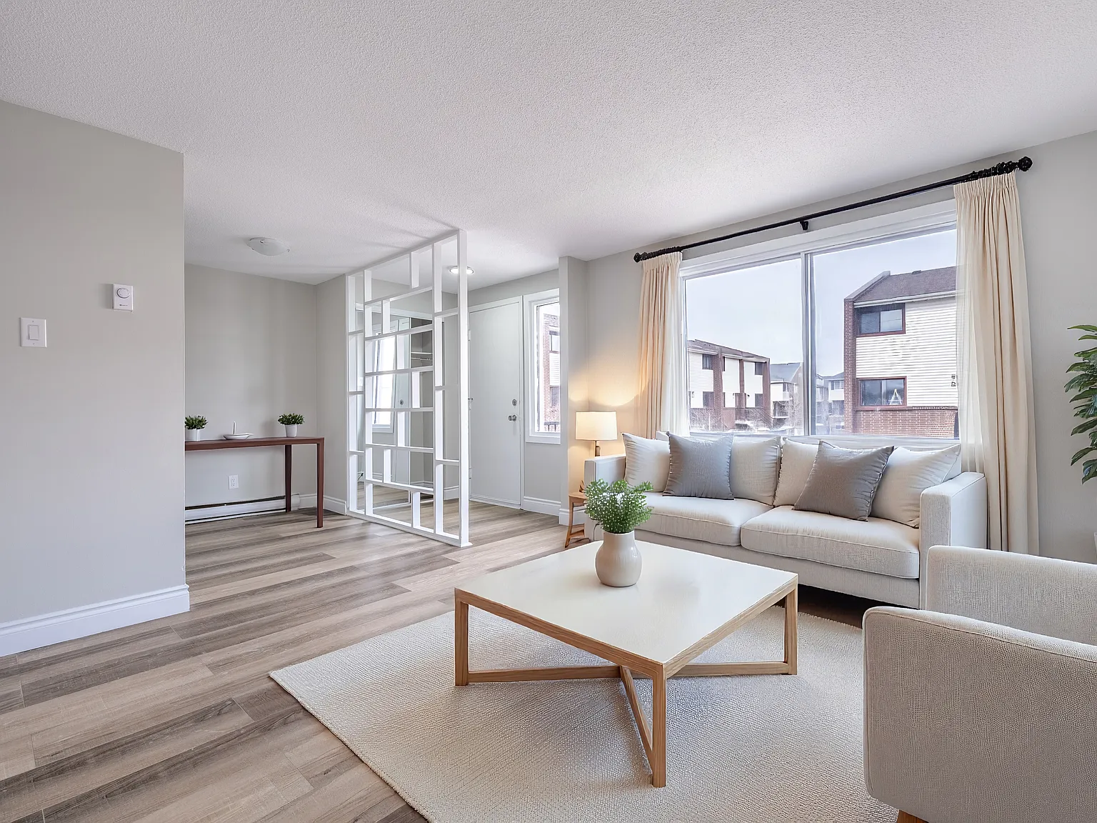 Riverside Place — Photo 2