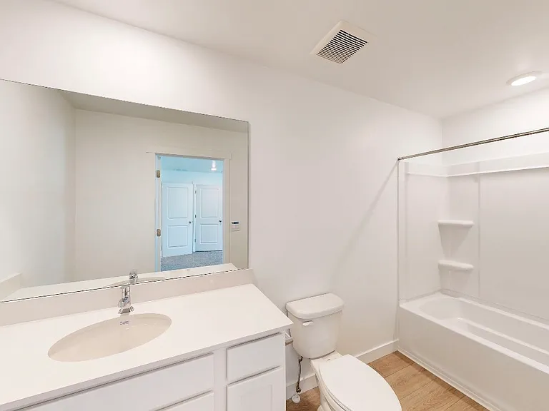 659 N 1850 E — Photo 11