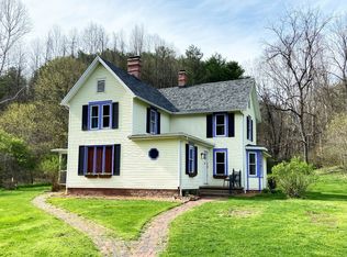 11522 Strouds Run Rd, Athens, OH 45701