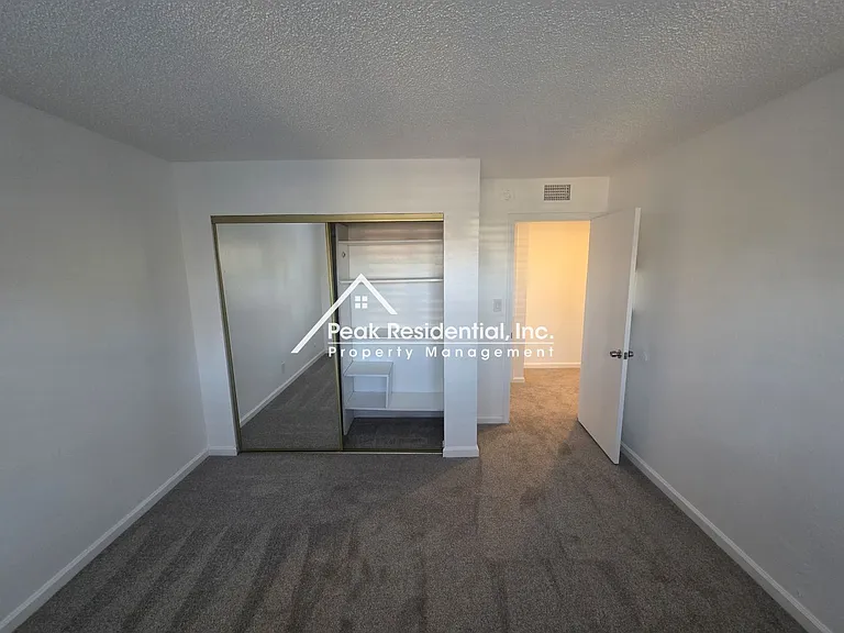 5948 Walerga Rd #4 — Photo 14