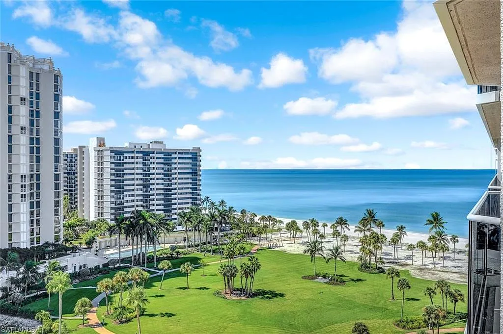 2 bed, 2.5 bath, 2240 sqft, $20,000 — Photo 1