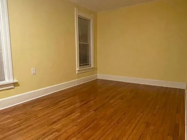 2435-2437 N Murray Ave, Milwaukee, WI 53211