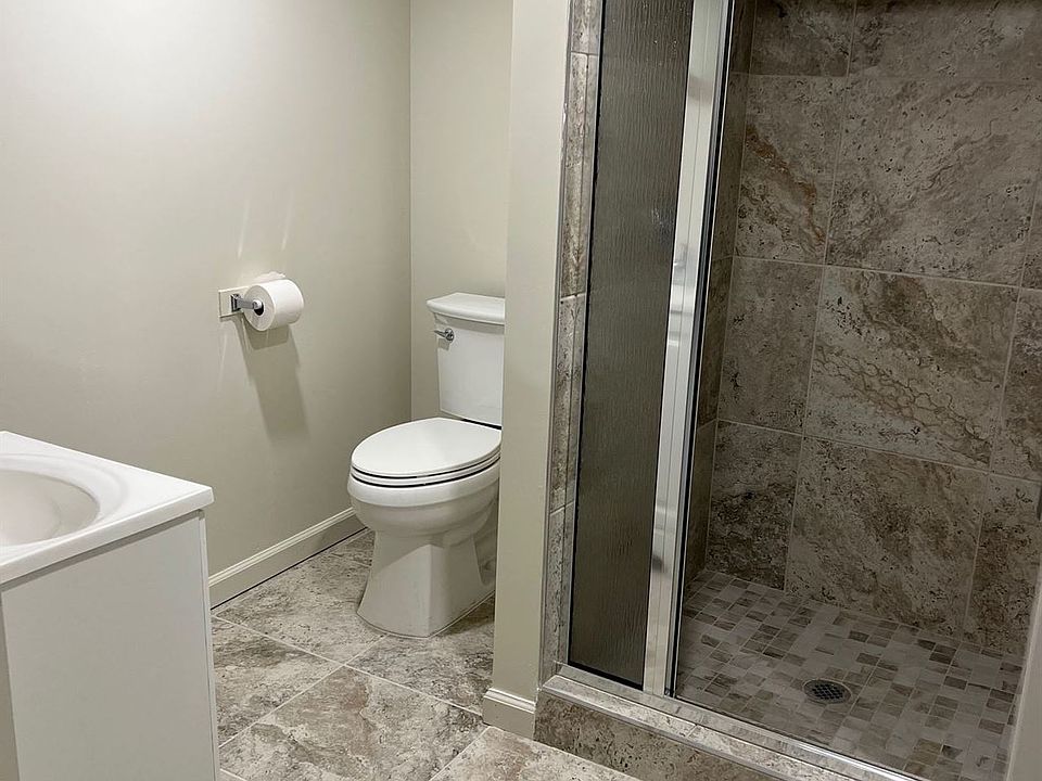 24671 Parklawn St Apartment Rentals Oak Park, MI Zillow