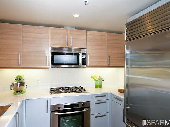 5th image of 555 4th St Unit 845