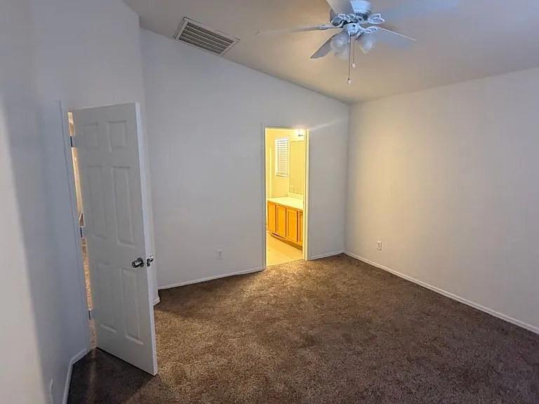 1225 W Darrel Rd — Photo 11