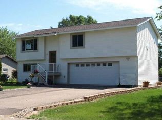 12601 Able Cir NE, Blaine, MN 55434