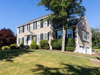 1 Musquit Rd, Medway, MA, 02053