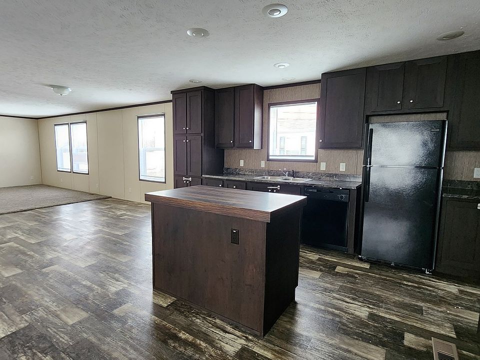 1st image of 1225 Heritage Ln
