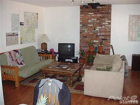 4th image of 2510 Fountain Ave