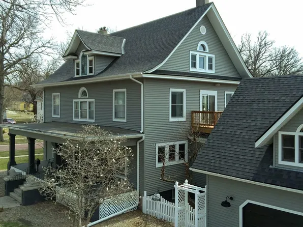 420 E 7th St, York, NE 68467