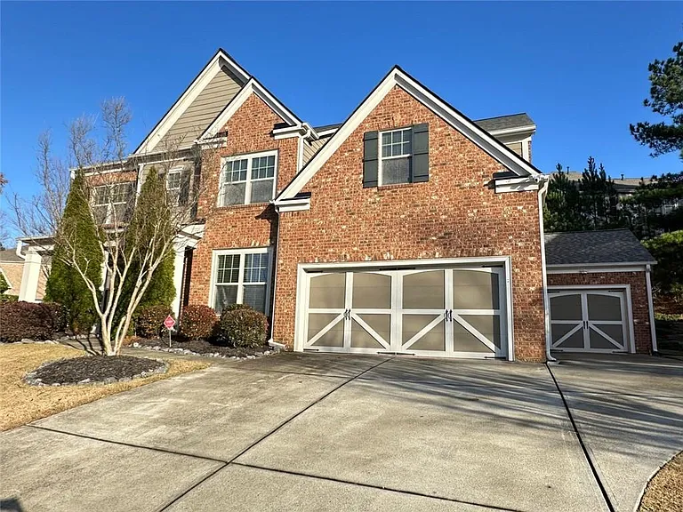 5605 Upper Creek Ct — Photo 2