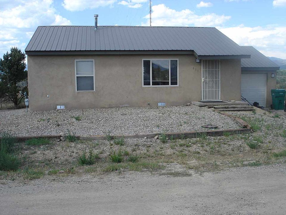 1st image of 829 Hill Dr