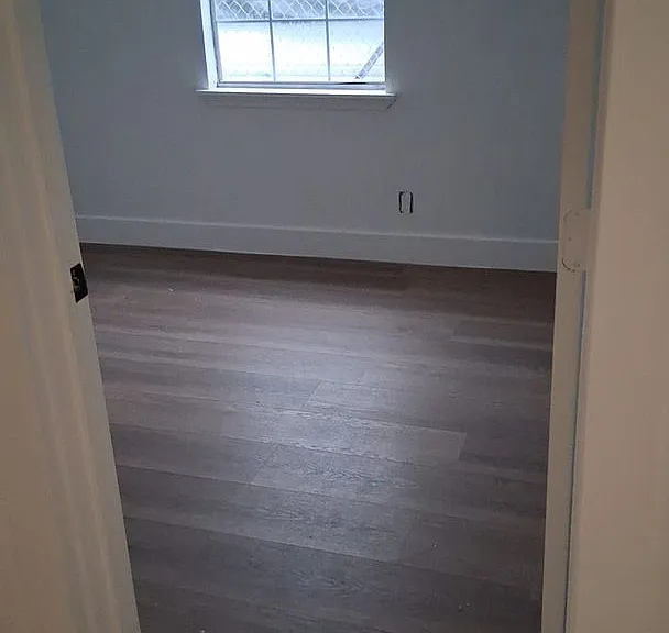 9312 Manchester St — Photo 10