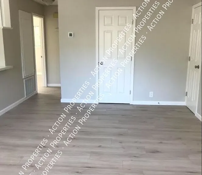 2644 Woodridge Ct #27 — Photo 8