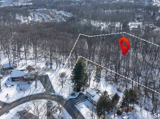 22 1/2 Country Ridge Road, Danbury, CT 06810