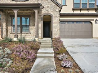 615 E Orange Blossom Way, Azusa, CA 91702