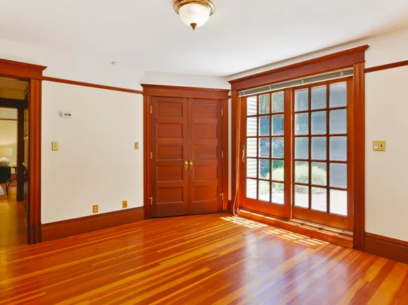 564 El Dorado Ave #1, Oakland, CA 94611