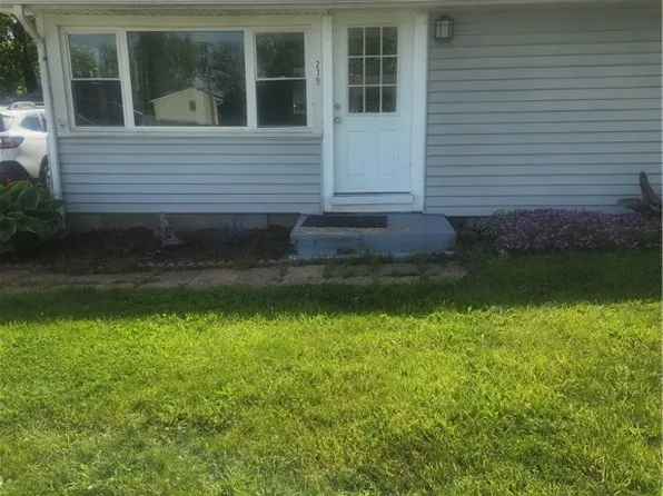 279 Essex Rd, Vermilion, OH 44089