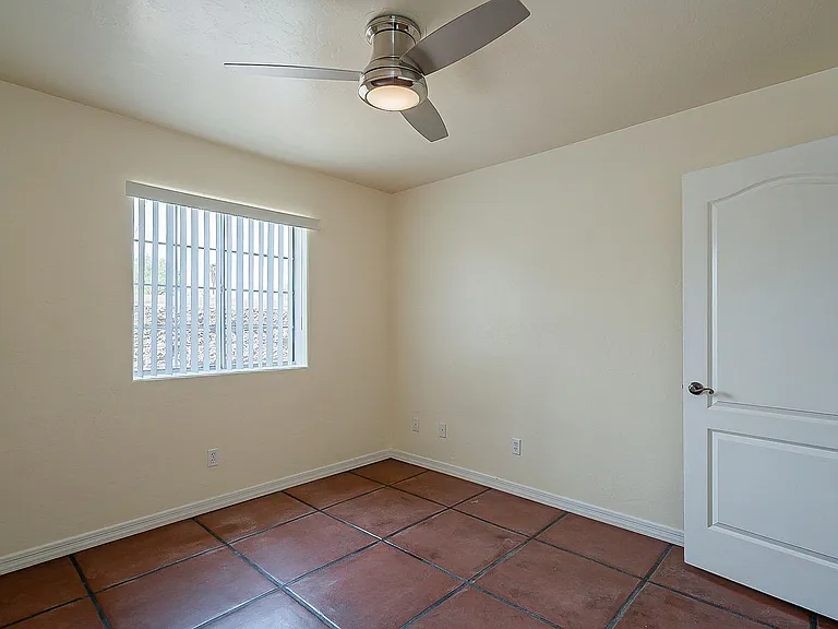 1718 N. 4th Ave. — Photo 8