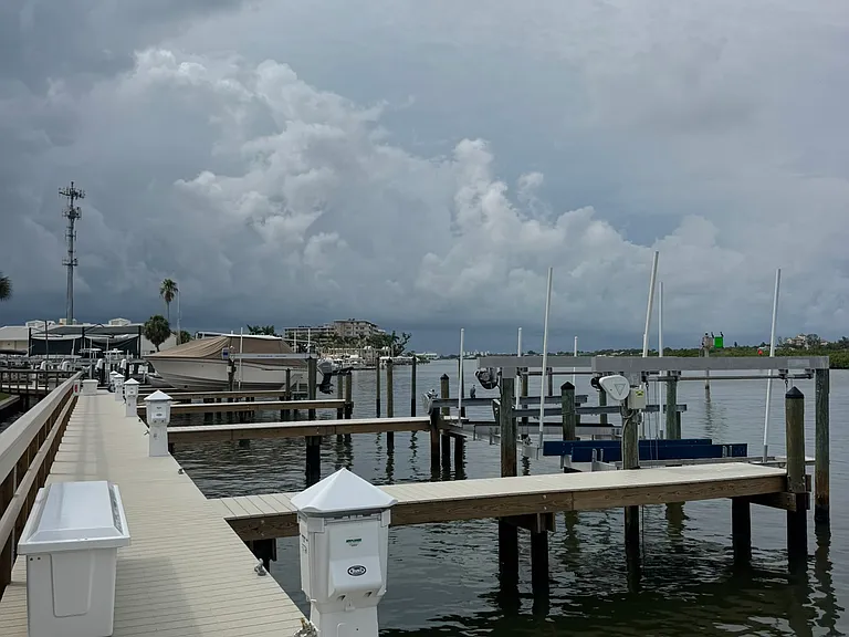 Dockway on Intercoastal