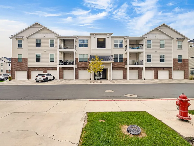 3765 W 1850 N #S203 — Photo 45