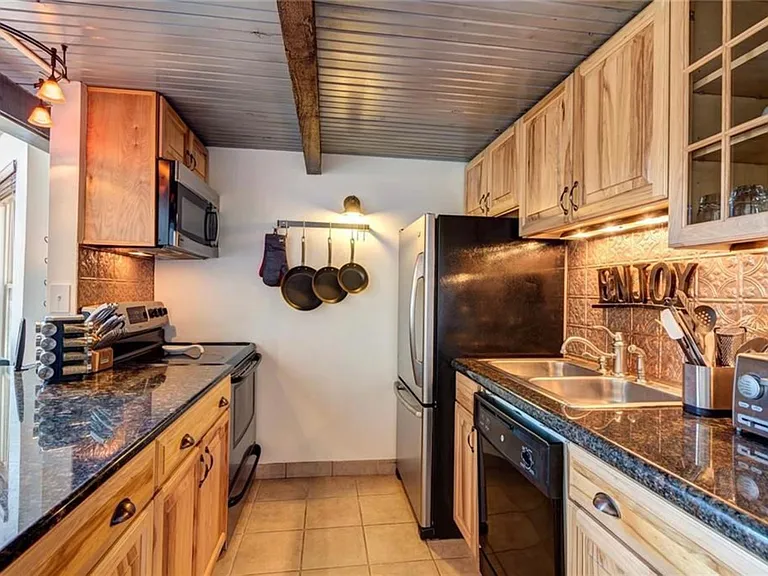 7137 Ryan Gulch Rd #7137 — Photo 11