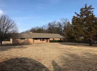 300 Morningside Dr, Noble, OK 73068