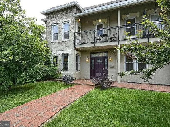 1200 G St SE Unit B, Washington, DC 20003