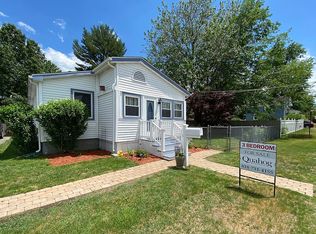 32 Aborn Ave, Warwick, RI 02888