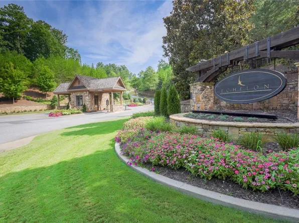 231 Traditions Dr, Alpharetta, GA 30004