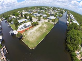 2655 Heron Court St, James City, FL 33956