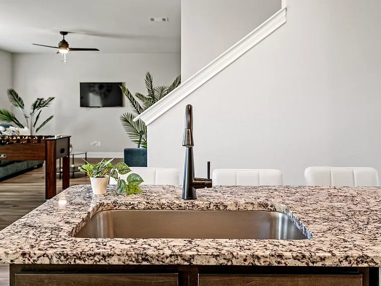7640 Noble Oaks Dr — Photo 15
