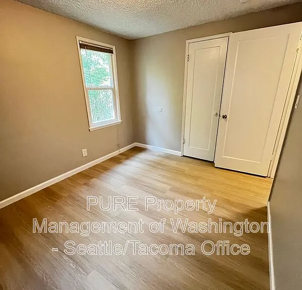 16834 35th Ave S — Photo 22