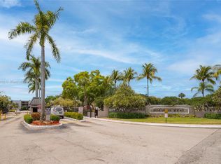 8760 SW 133rd Avenue Rd APT 215, Miami, FL 33183