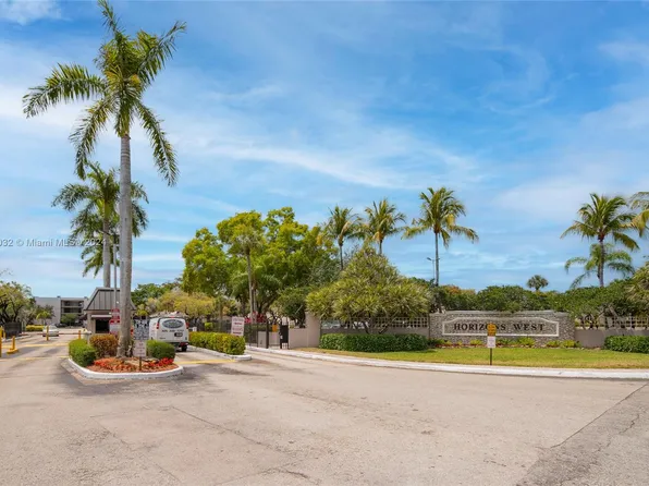 8760 SW 133rd Avenue Rd APT 215, Miami, FL 33183