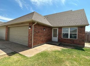 9606 SW 17th St, Oklahoma City, OK 73128