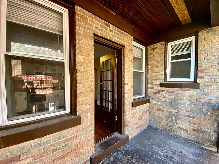 1029 Dana Apts — Photo 26