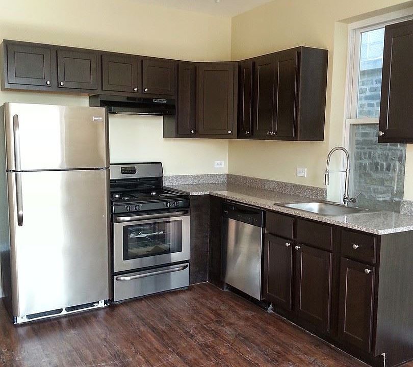 2nd image of 1544 W Wabansia Ave #2900250