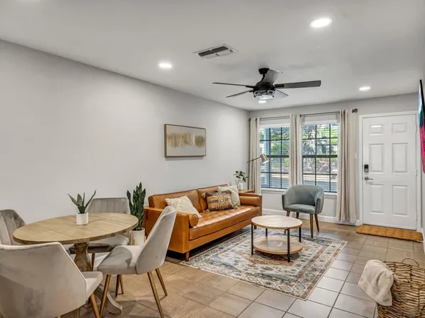 2215 Post Rd APT 1006, Austin, TX 78704